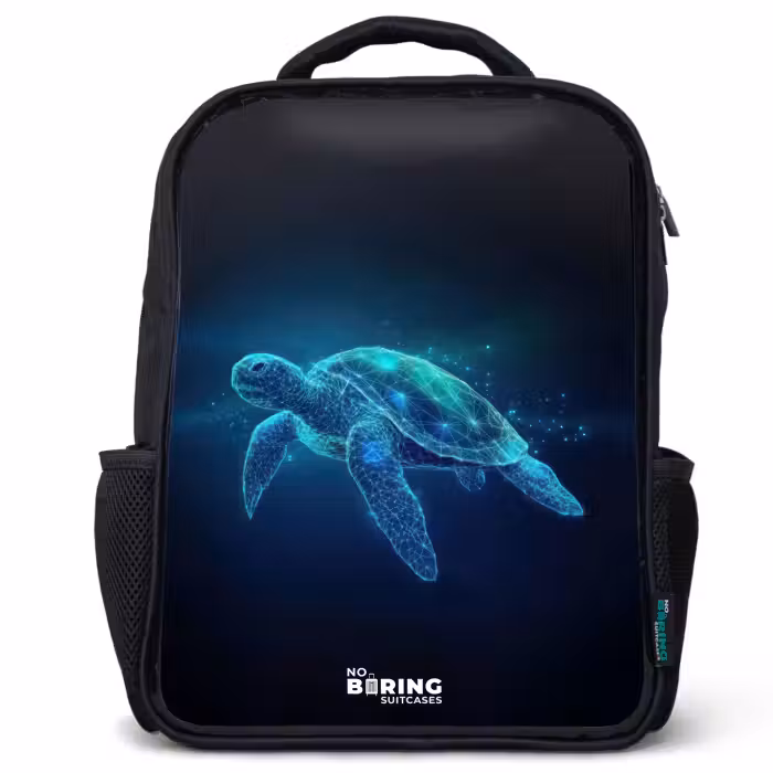 Kinderrucksack - Schwarz - Leuchtende Schildkröte im digitalen Ozean