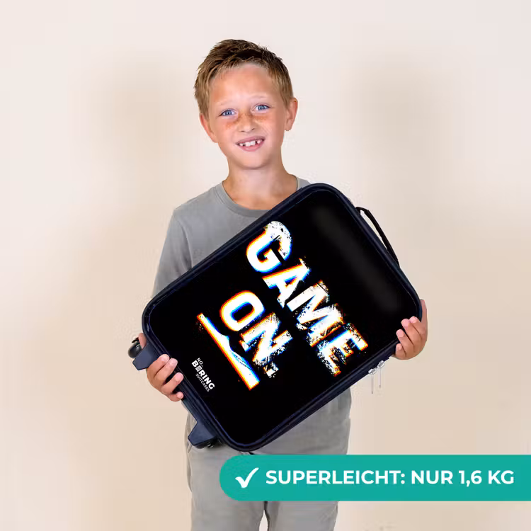 Kinderkoffer - Das Spiel läuft in Schwarz und Weiß — 2