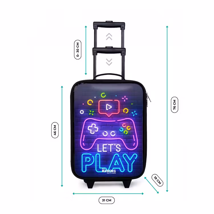 Kinderkoffer - Neon-Controller vor einer Backsteinmauer — 7