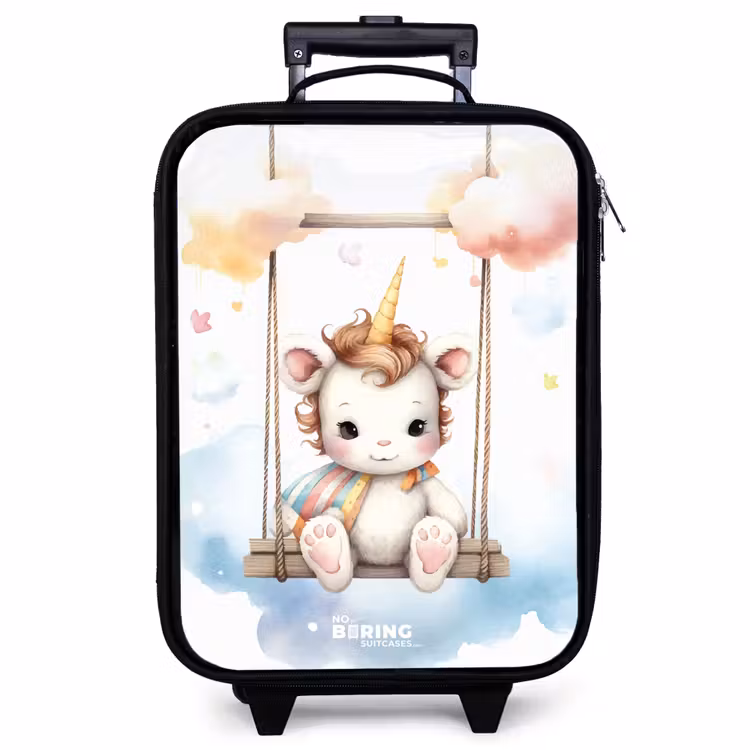 Kinderkoffer - Weißes Baby-Einhorn auf einer Schaukel in den Wolken — 1