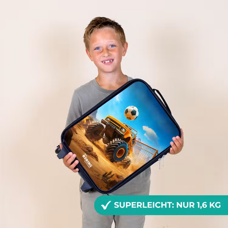 Kinderkoffer - Monstertruck schießt Tor im Wüstenstadion — 2