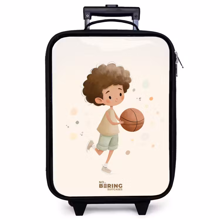 Kinderkoffer - Junge mit einem Basketball in Beigetönen — 1
