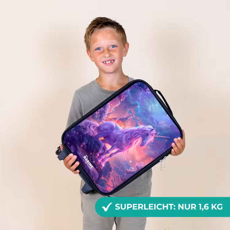 Kinderkoffer - Lila Einhorn in magischer Umgebung — 2