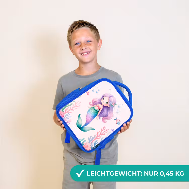 Kinderrucksack - Blau - Meerjungfrau umgeben von Fischen und Korallen — 4