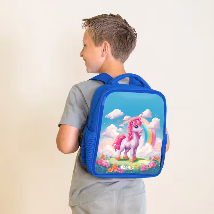 Kinderrucksack - Blau - Fröhliches Einhorn auf einem Regenbogen — 2