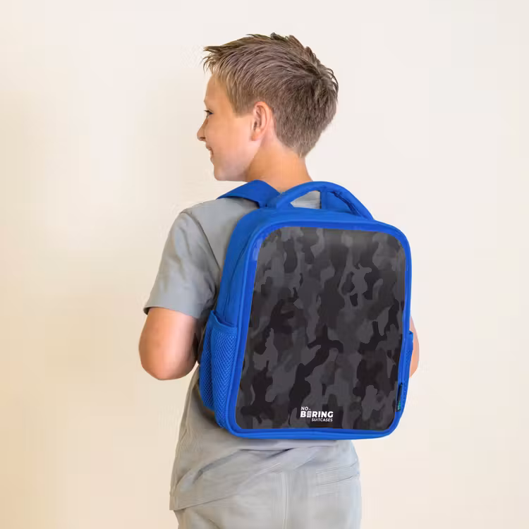Kinderrucksack - Blau - Grüner Camouflage-Druck — 2