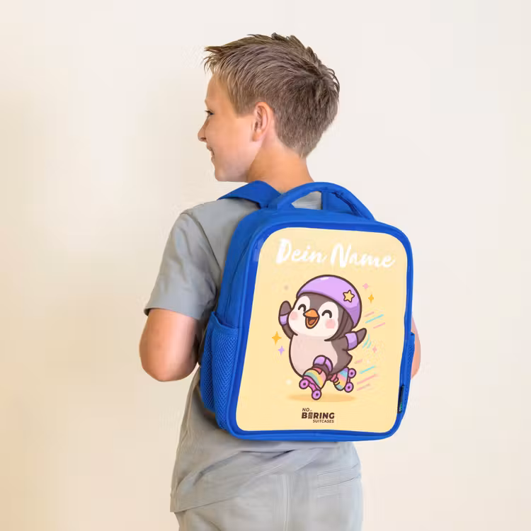 Kinderrucksack mit Namen - Blau - Kawai - Pinguin - Schlittschuhe — 2