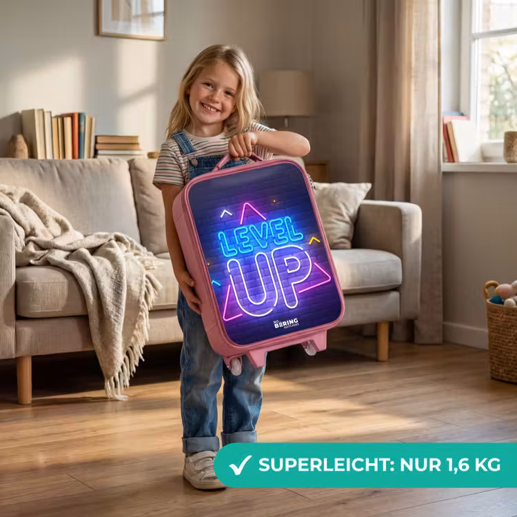 Kinderkoffer Rosa - Neonbuchstaben auf einer Backsteinmauer — 3