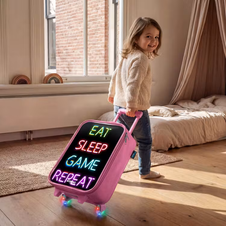 Kinderkoffer Rosa - Qoute mit Neonröhren — 2