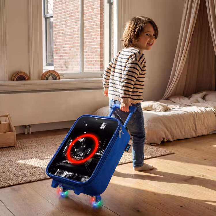 Kinderkoffer Blau - Leuchtend roter Kreis über einer Stadtstraße — 2