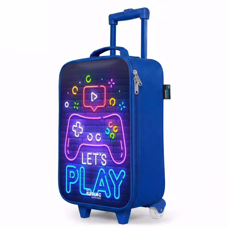 Kinderkoffer Blau - Neon-Controller vor einer Backsteinmauer — 8