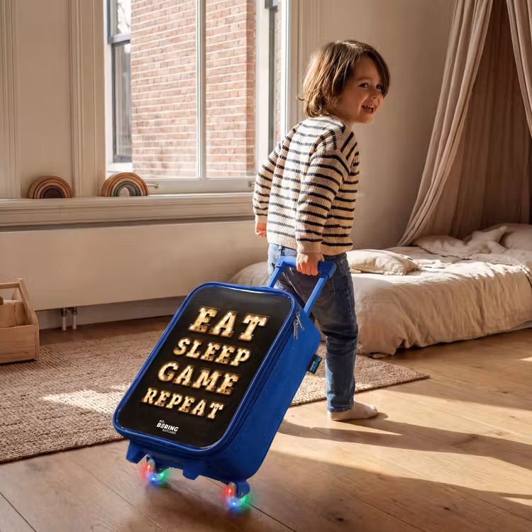 Kinderkoffer Blau - Qoute mit Licht — 2
