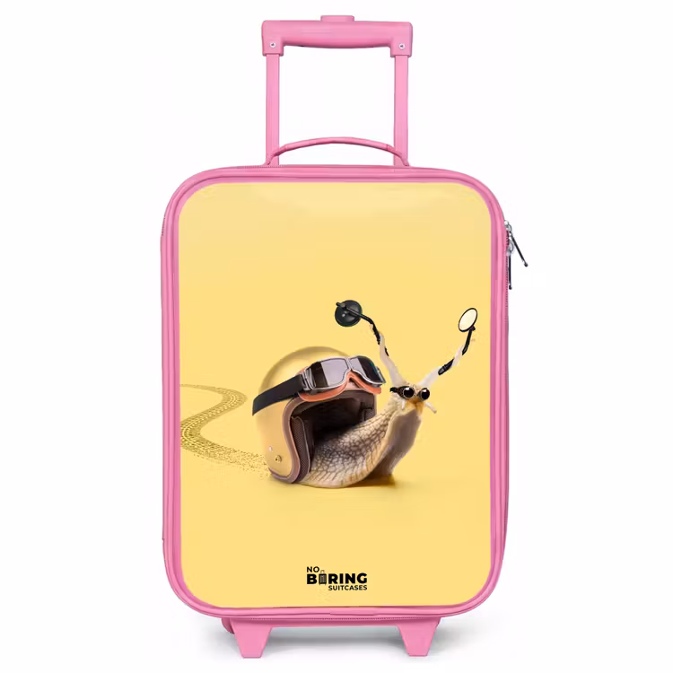 Kinderkoffer Rosa - Schnecke mit Motorradhelm — 1