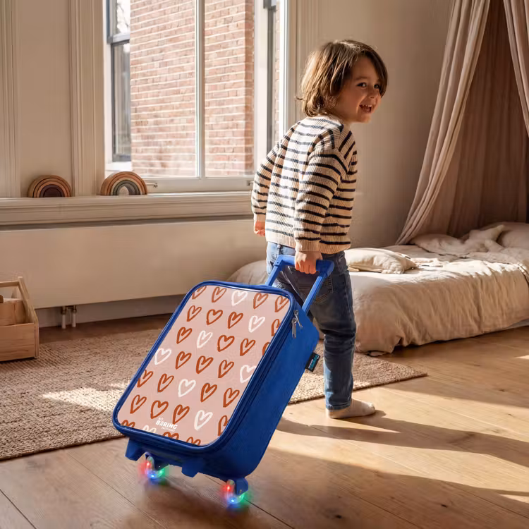 Kinderkoffer Blau - Herzmuster in Rosa und Weiß — 2