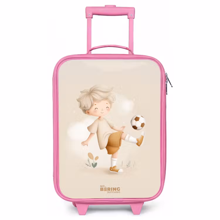 Kinderkoffer Rosa - Junge mit einem Fußball in beigen Farben — 1