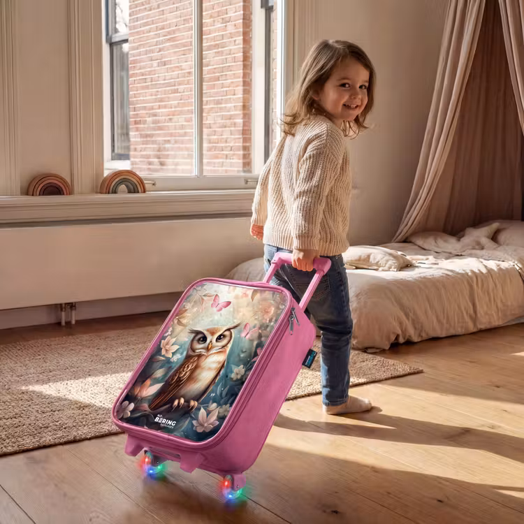 Kinderkoffer Rosa - Eule mit Schmetterlingen im mystischen Wald — 2