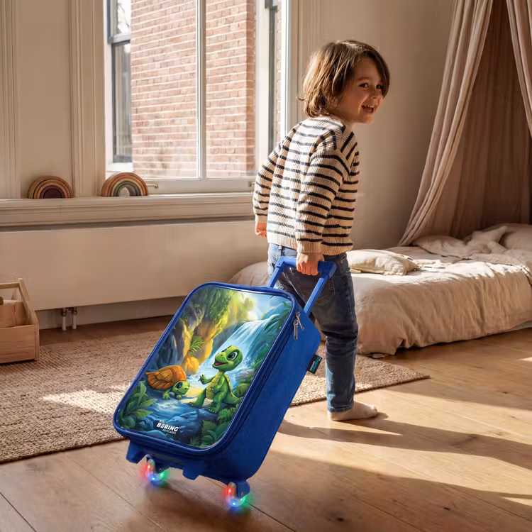 Kinderkoffer Blau - Schildkröte und Dino am Wasserfall im tropischen Wald — 2