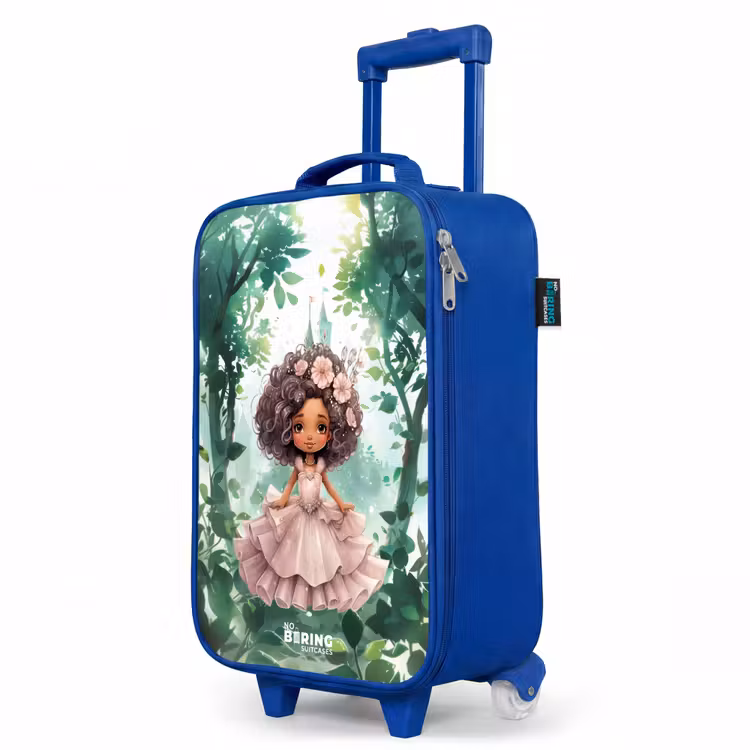 Kinderkoffer Blau - Mädchen mit dunklen Locken im Wald — 8