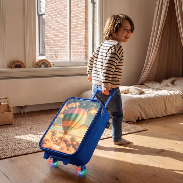 Kinderkoffer Blau - Pastellfarbener Skyliner — 2
