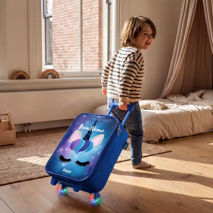 Kinderkoffer Blau - Einhorn auf einem Sternenhimmel Hintergrund — 2
