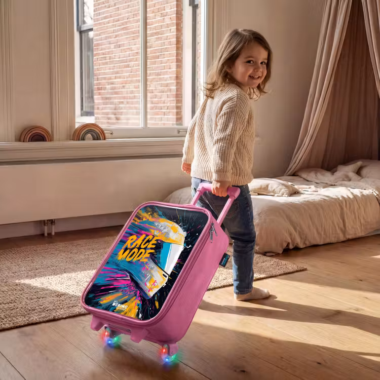 Kinderkoffer Rosa - Rennhelm - Farbspritzer - Pinselstriche - Rennmode — 2