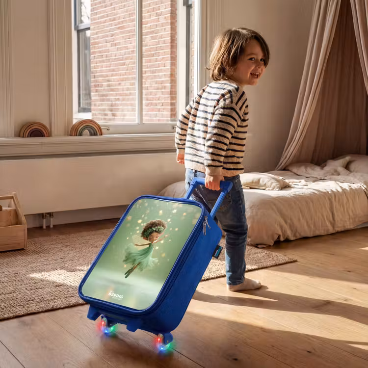 Kinderkoffer Blau - Tanzende Fee in grünem Licht — 2