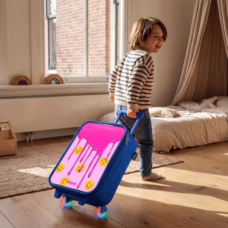 Kinderkoffer Blau mit Name - Farbe - Smiley - Rosa — 2