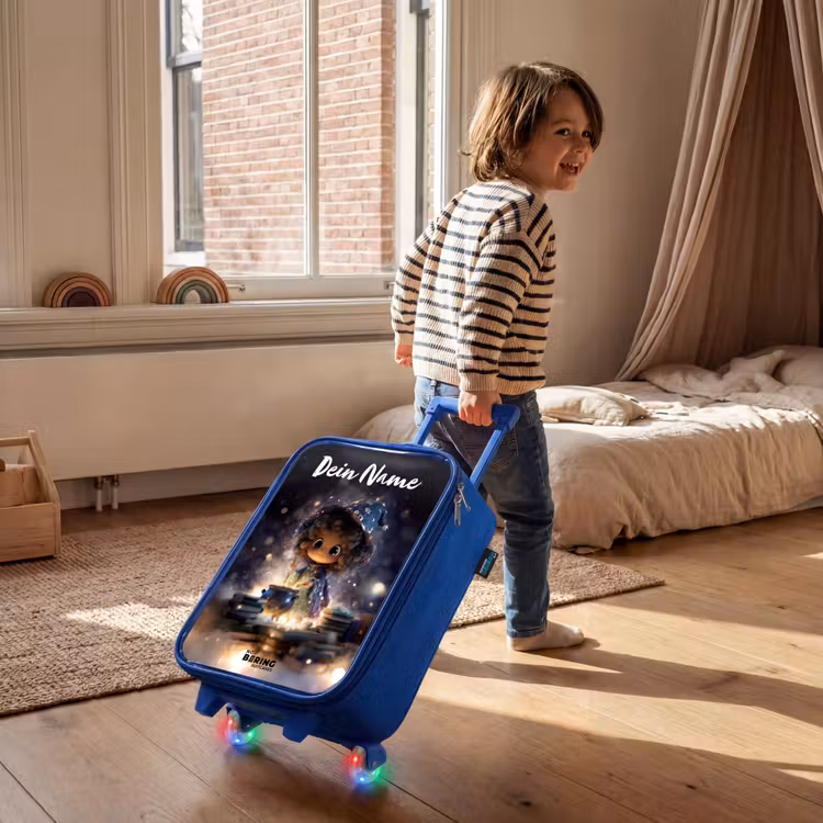 Kinderkoffer Blau mit Name - Magische Nacht der Magie — 2