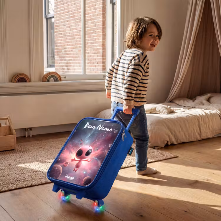 Kinderkoffer Blau mit Name - Rosa Alien im Sternennebel — 2