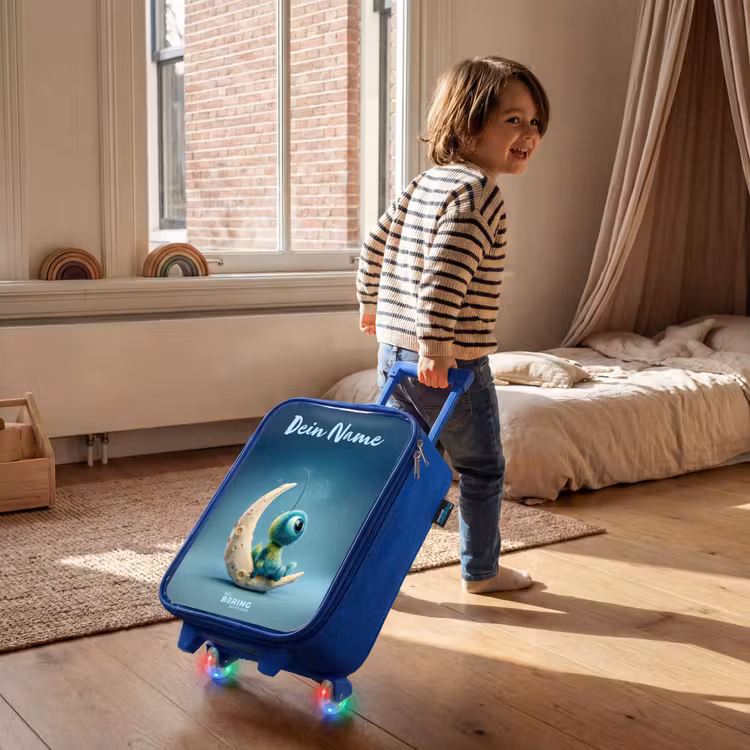 Kinderkoffer Blau mit Name - Verträumte Kreatur auf dem Mond — 2