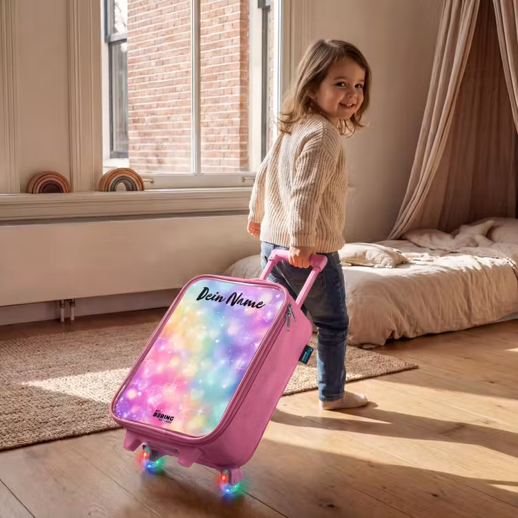 Kinderkoffer Rosa mit Name - Licht - Regenbogen - Herzen — 2