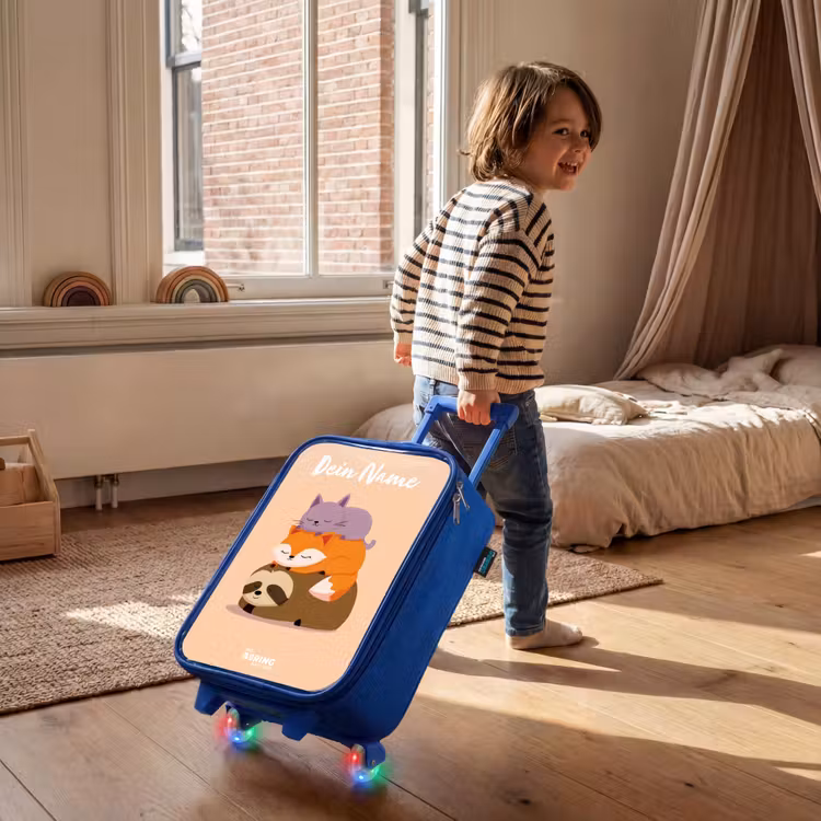 Kinderkoffer Blau mit Name - Tiere - Schlafen - Gemeinsam — 2