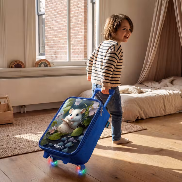 Kinderkoffer Blau - Maus umgeben von Blättern — 2