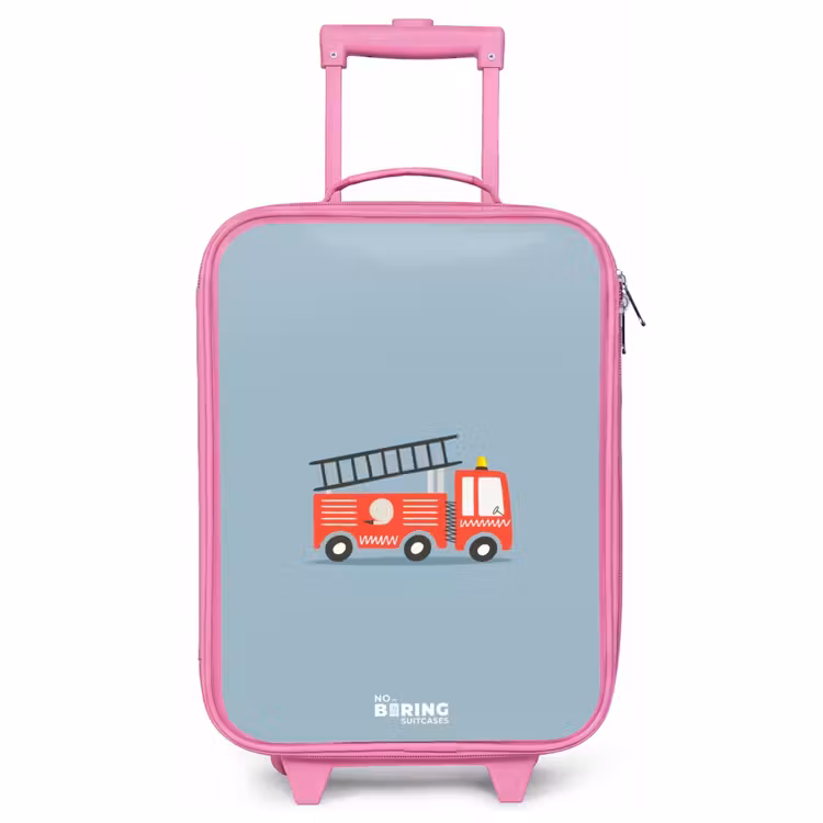 Kinderkoffer Rosa - Feuerwehrauto blauer Hintergrund — 1