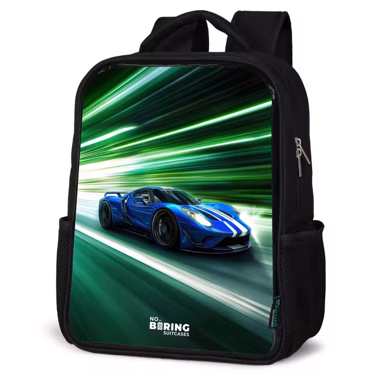 Kinderrucksack - Schwarz - Blauer Rennwagen mit Streifen in grünem Tunnel — 4