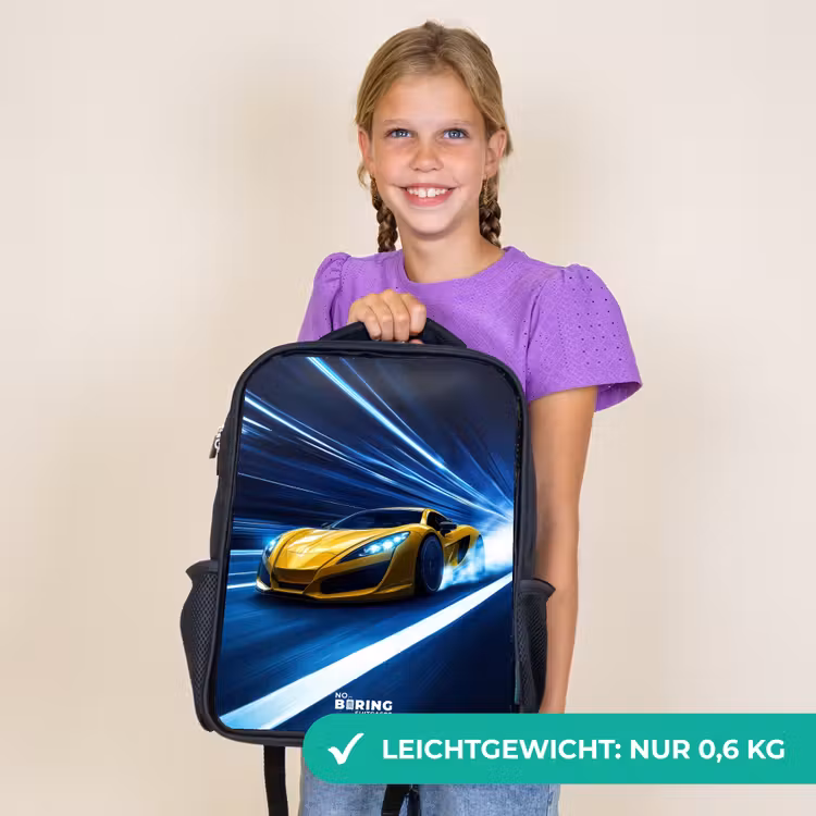 Kinderrucksack - Schwarz - Gelber Sportwagen im Lichttunnel der Geschwindigkeit — 7