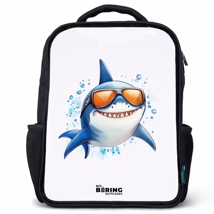 Kinderrucksack - Schwarz - Cooler Hai mit Sonnenbrille im Wasser — 1
