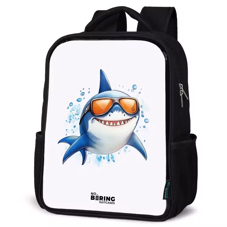 Kinderrucksack - Schwarz - Cooler Hai mit Sonnenbrille im Wasser — 4