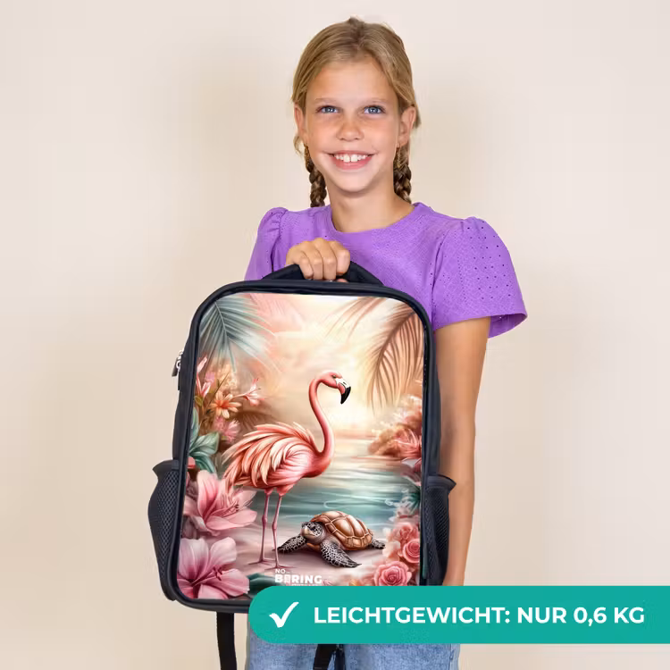 Kinderrucksack - Schwarz - Flamingo und Schildkröte an einem rosa Strand. — 7