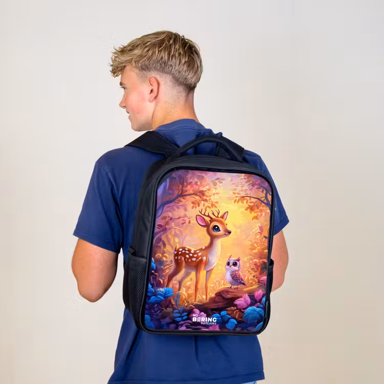 Kinderrucksack - Schwarz - Kleines Reh und Eule in einem rosa Märchenwald — 3