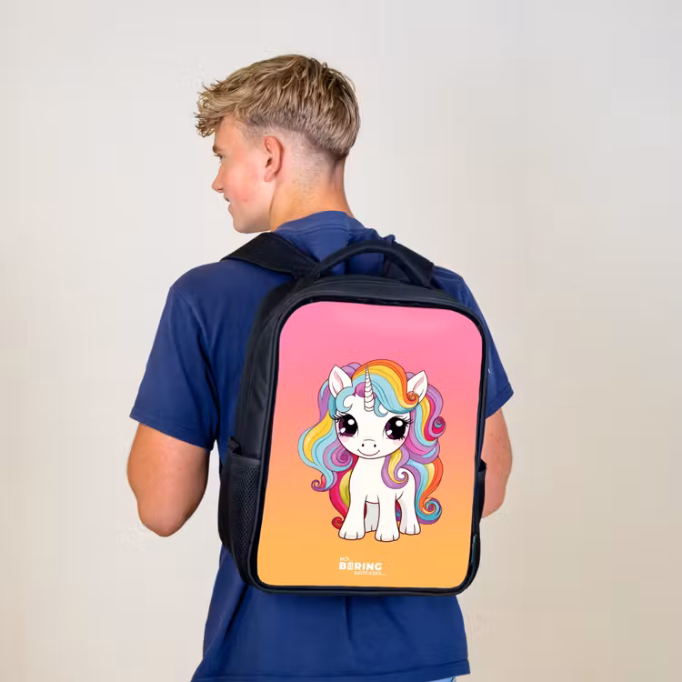 Kinderrucksack - Schwarz - Kleines Einhorn mit Regenbogenfarben — 3