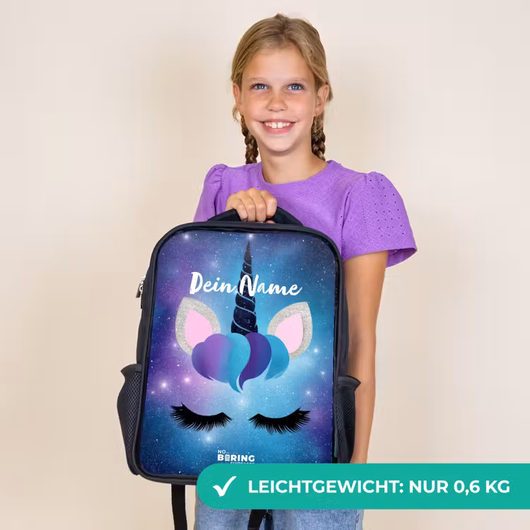 Kinderrucksack - Schwarz - Einhorn auf einem Sternenhimmel Hintergrund — 7