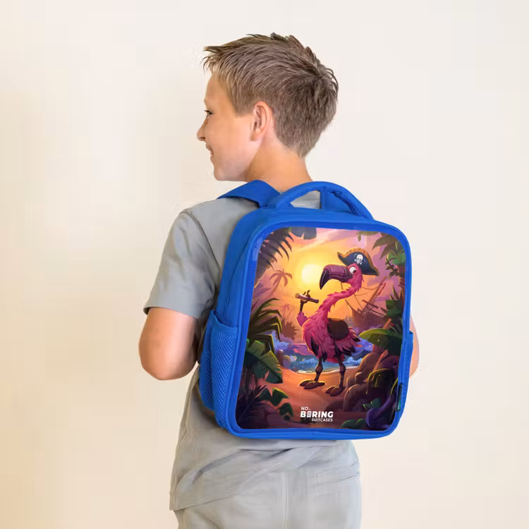Kinderrucksack - Blau - Piratenflamingo auf einem tropischen Pfad — 2