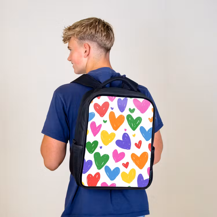 Kinderrucksack - Schwarz - Herzen - Muster - Farbenfroh — 3