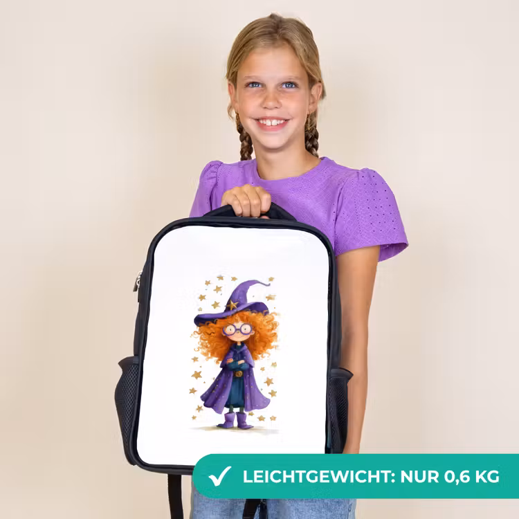 Kinderrucksack - Schwarz - Kleine Hexe mit großer Brille und Sternenmantel — 7