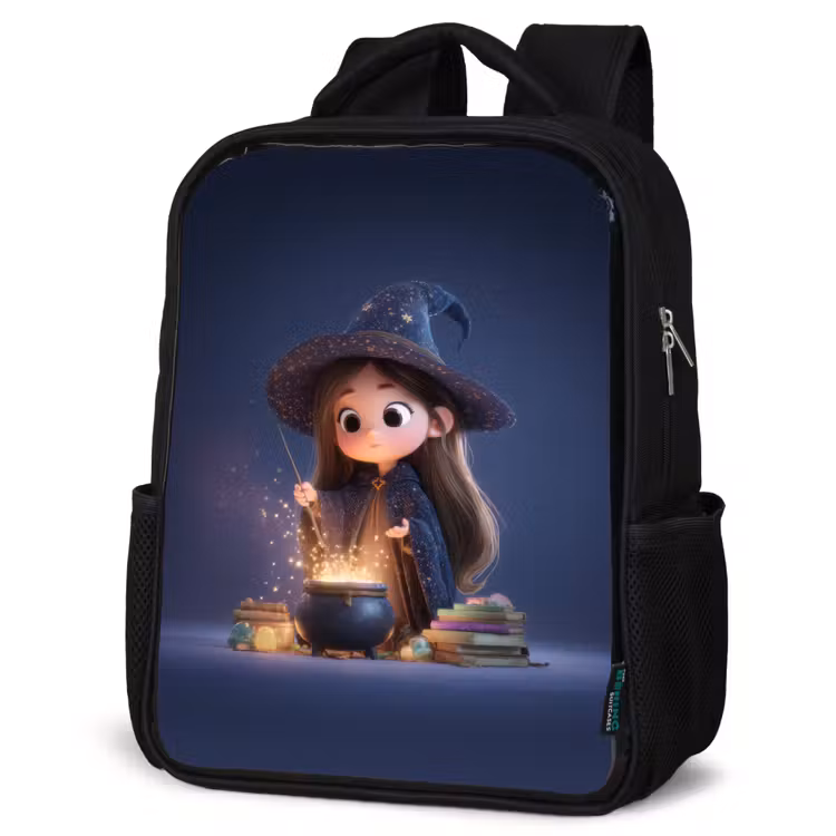 Kinderrucksack - Schwarz - Abendliches Gebräu einer jungen Zauberin im Sternenmantel — 4