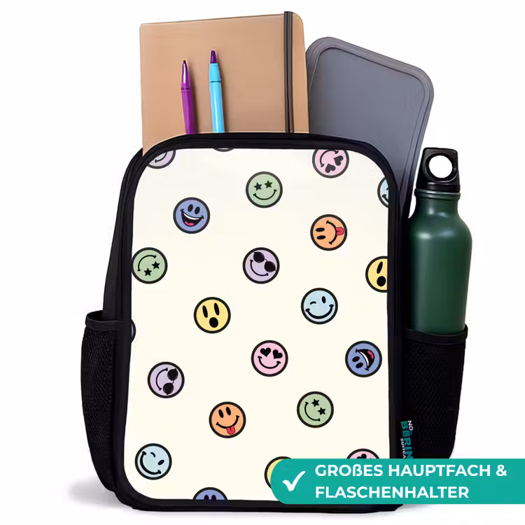 Kinderrucksack - Schwarz - Fröhliche Gesichter auf pastellfarbenem Schnee — 8