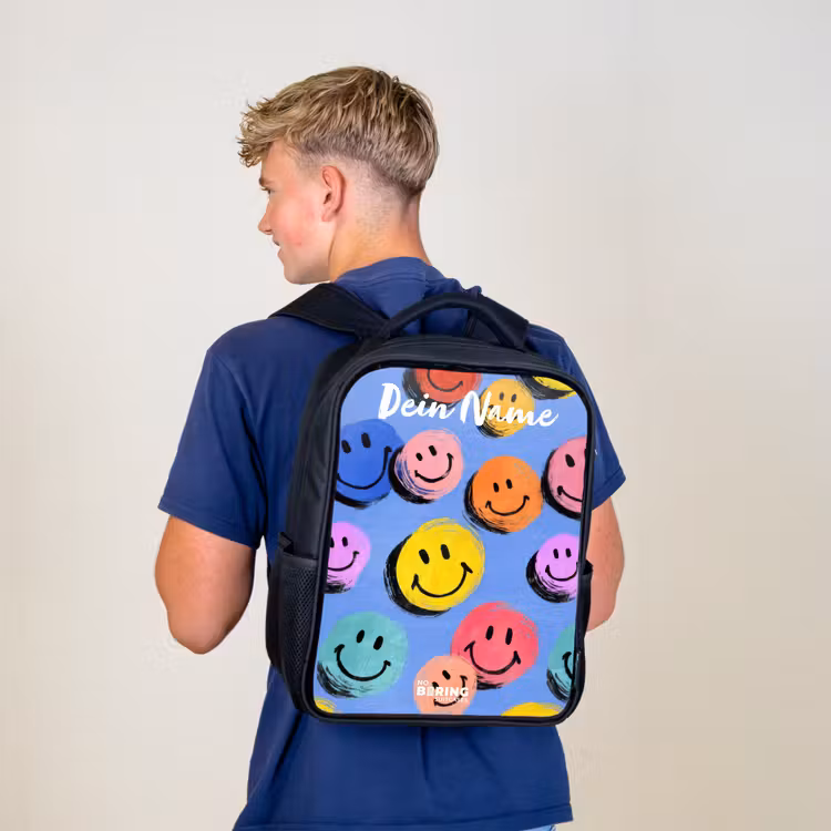 Kinderrucksack mit Namen - Schwarz - Ein verspieltes und künstlerisches Muster aus bunten Smileys — 3