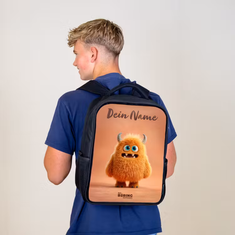 Kinderrucksack mit Namen - Schwarz - Orangefarbenes flauschiges Monster mit Hörnern — 3