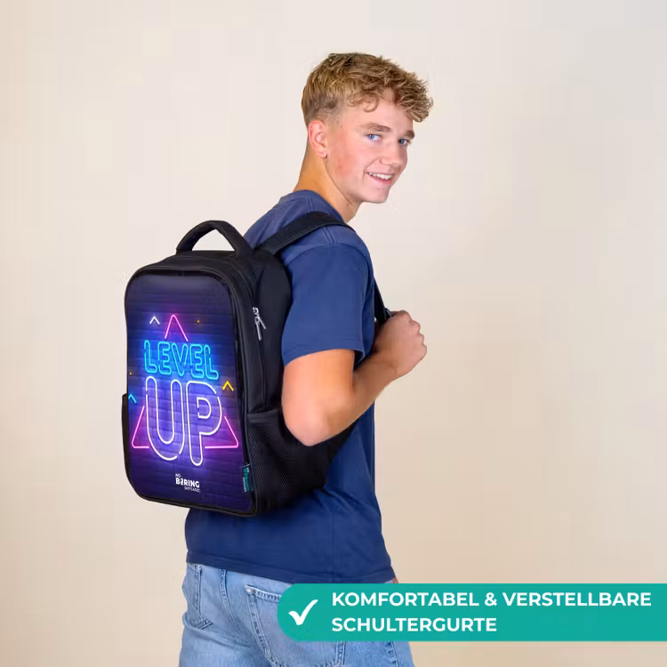 Kinderrucksack - Schwarz - Neonbuchstaben auf einer Backsteinmauer — 9